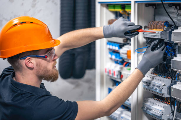 Best Electrical Outlet Repair  in South Lebanon, OH